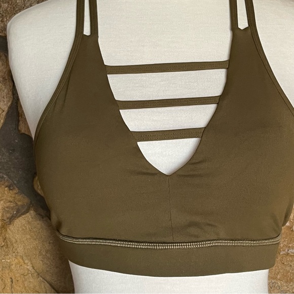 Like New!! Women's Zyia Active Olive Green Grid Sports Bra - Size Large - Picture 2 of 16